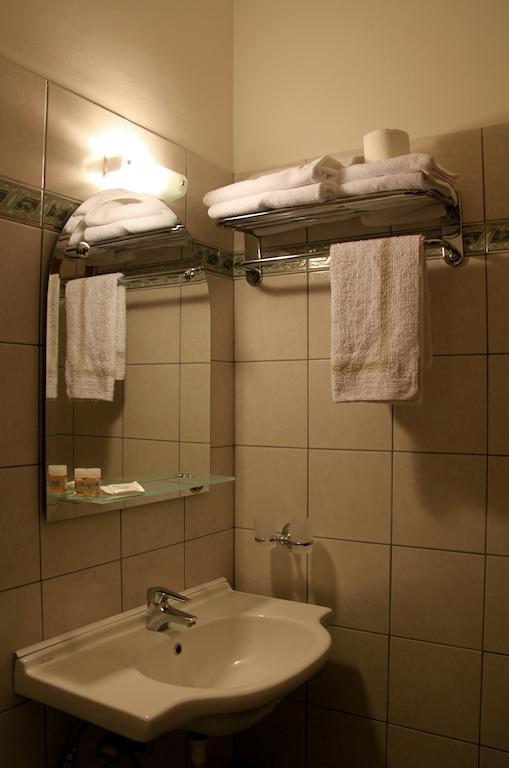 Hotel Platon アテネ エクステリア 写真